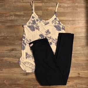Forever 21 Pants - ❗️BOGO❗️Navy Blue Forever 21 Leggings Forever 21 Pants - ❗️BOGO❗️Navy Blue Forever 21 Leggings